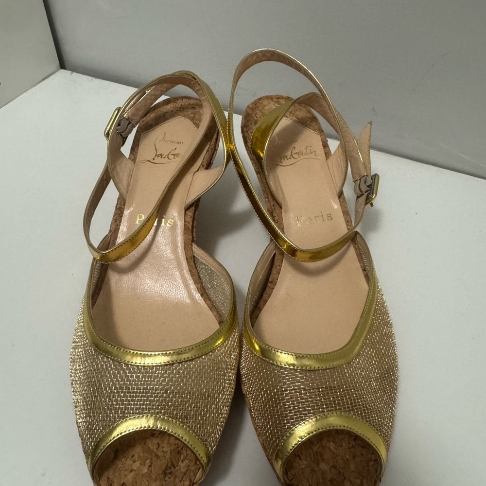 Christian Louboutin Elegant Gold Women's Sandals